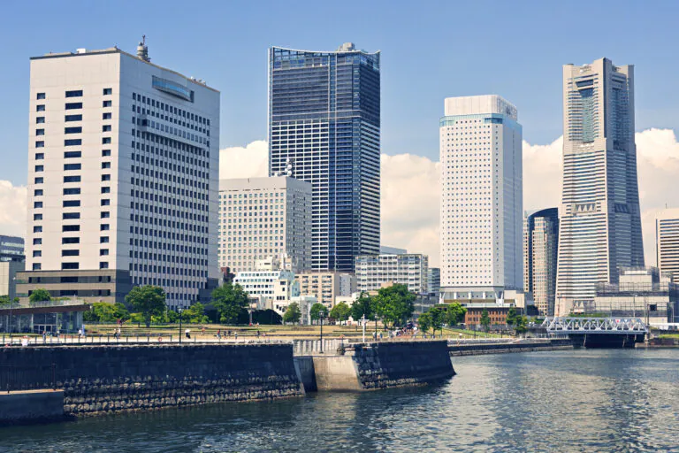 横浜